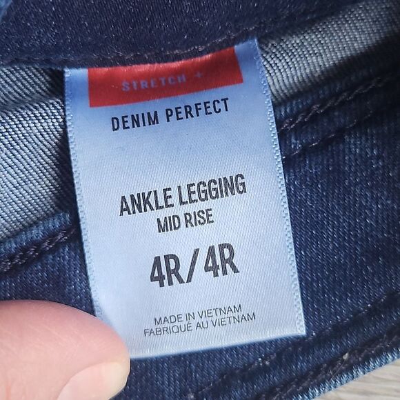 Express Stretch Plus Denim Perfect ankle legging, 4R - Picture 11 of 11